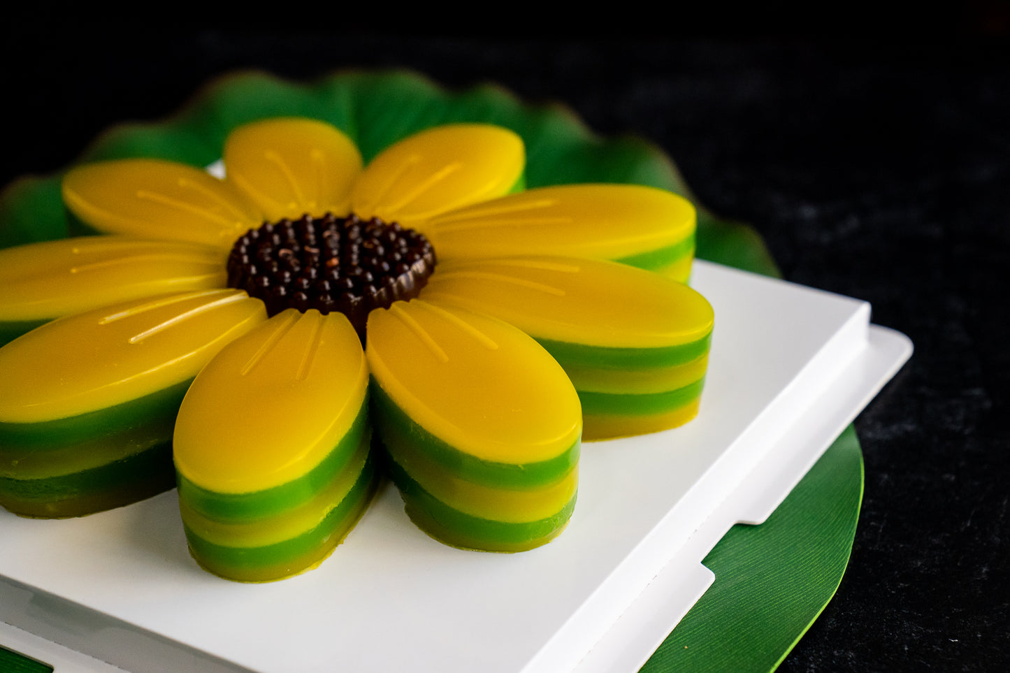 Sunflower Mochi Cake
